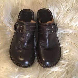 Woman’s size 7 BOC  mule shoes